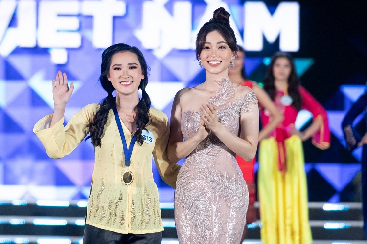 'Bản sao' Đỗ Mỹ Linh đăng quang Miss World Việt Nam 2019 ban sao do my linh dang quang miss world viet nam 2019