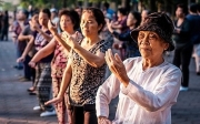 Tốc độ già hóa dân số của Việt Nam nhanh nhất thế giới