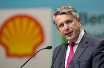 Shell dừng mọi hoạt động với Nga