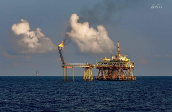 Dự báo giá dầu: Brent giữ giá do thế giới chưa thể có ngay nguồn thay thế dầu Nga