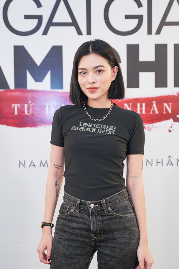 Diễn viên Phương Anh Đào thẳng tay tát bạn diễn Lan Ngọc dien vien phuong anh dao thang tay bat tai ban dien lan ngoc