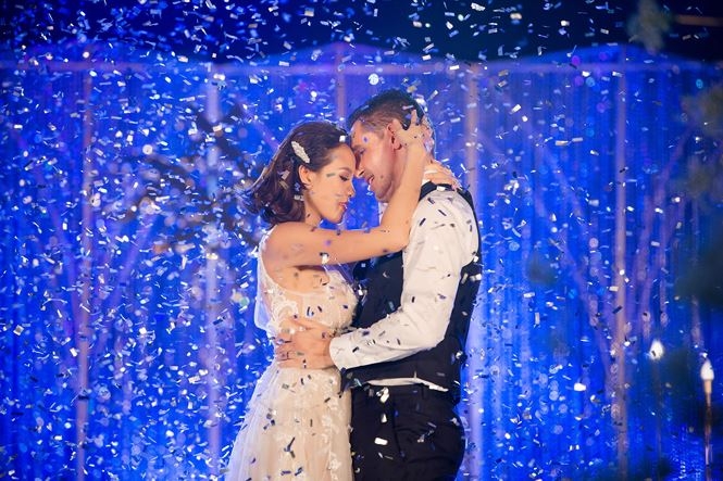 Siêu mẫu Phương Mai và chồng Tây bật khóc trong lễ cưới sieu mau phuong mai va chong tay bat khoc trong le cuoi