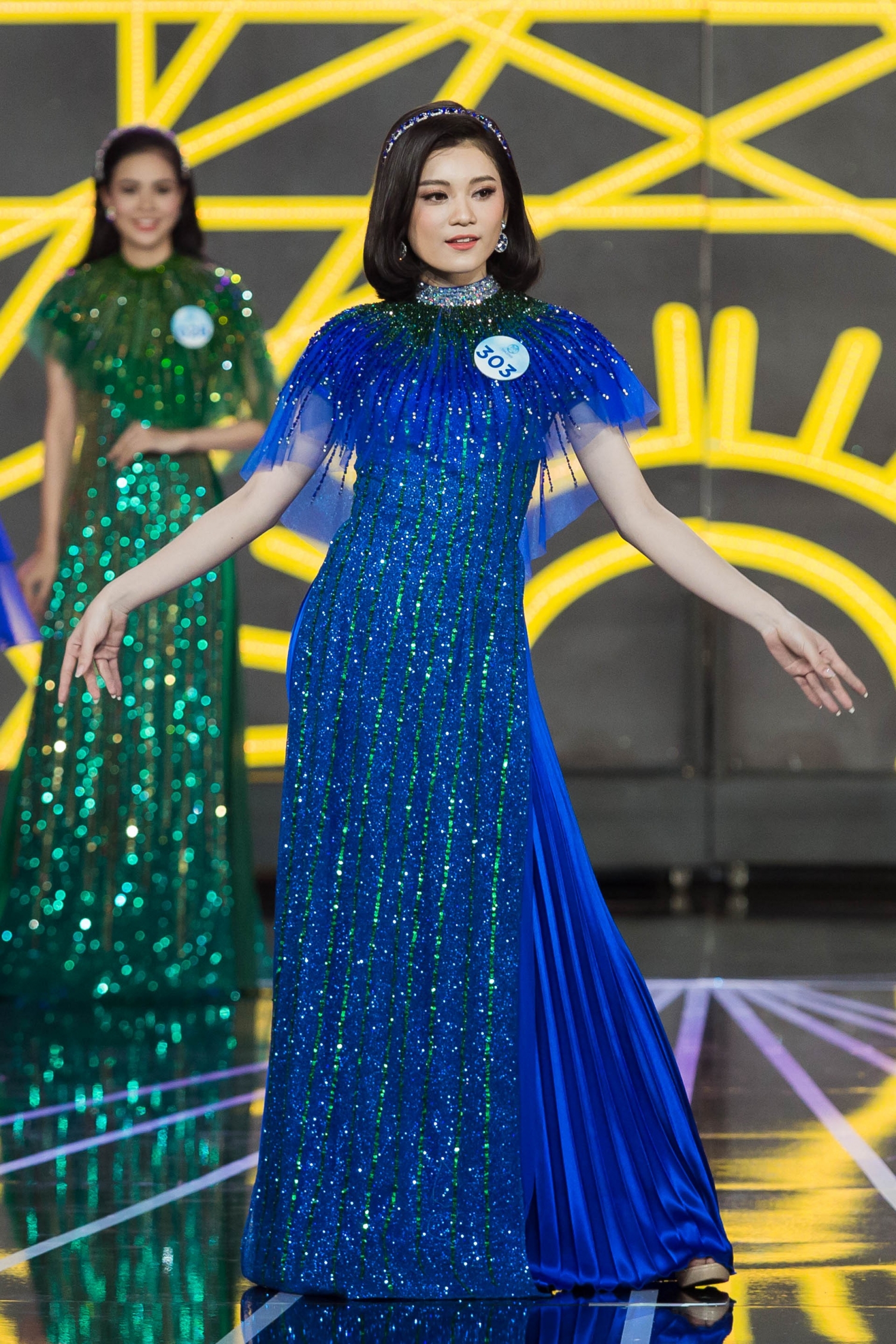Lộ diện Top 20 người đẹp bước vào Chung kết Miss World Việt Nam lo dien top 20 nguoi dep buoc vao dem chung ket miss world viet nam