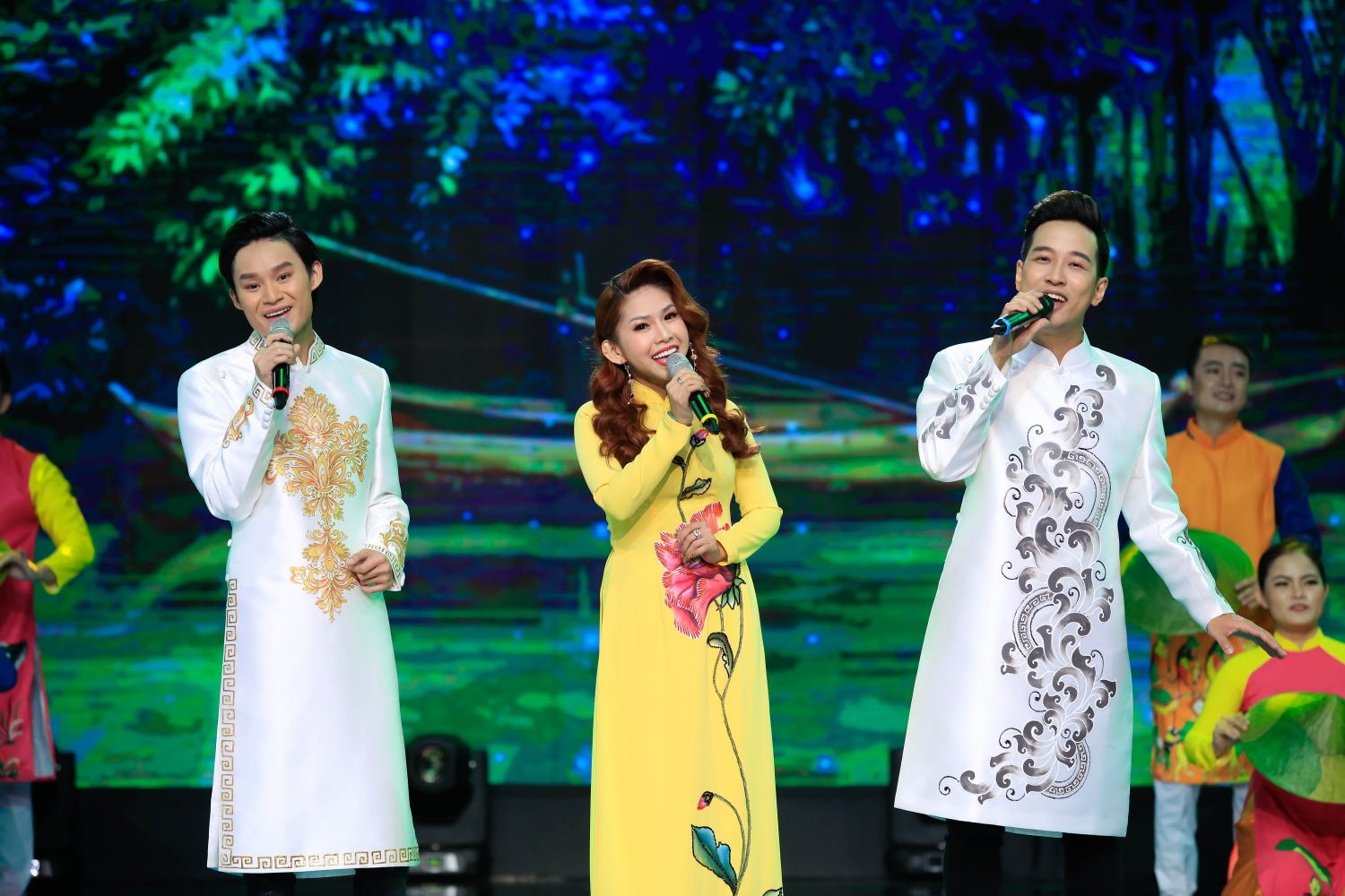 Phương Cẩm Ngọc đăng quang quán quân Sao nối ngôi 2019