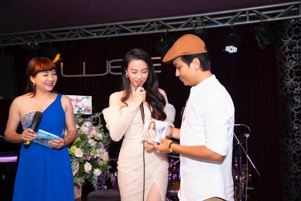 Ca sĩ Mạnh Quỳnh hỗ trợ học trò ra album đầu tay danh ca manh quynh ho tro hoc tro ra album dau tay