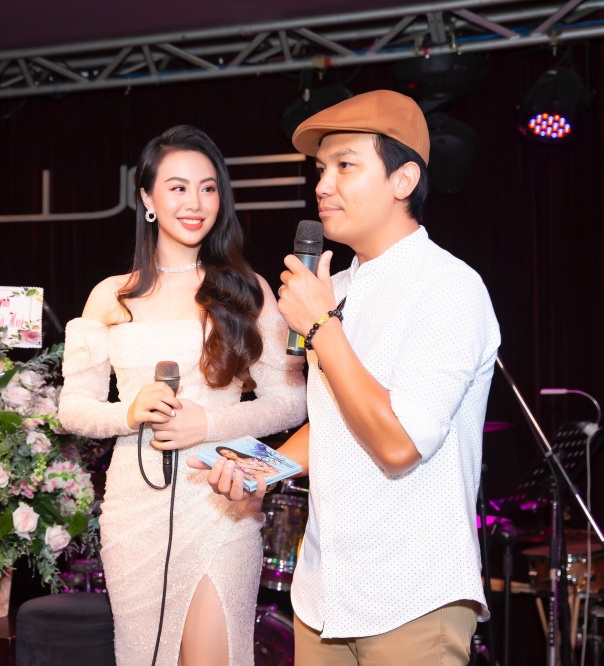 Ca sĩ Mạnh Quỳnh hỗ trợ học trò ra album đầu tay danh ca manh quynh ho tro hoc tro ra album dau tay