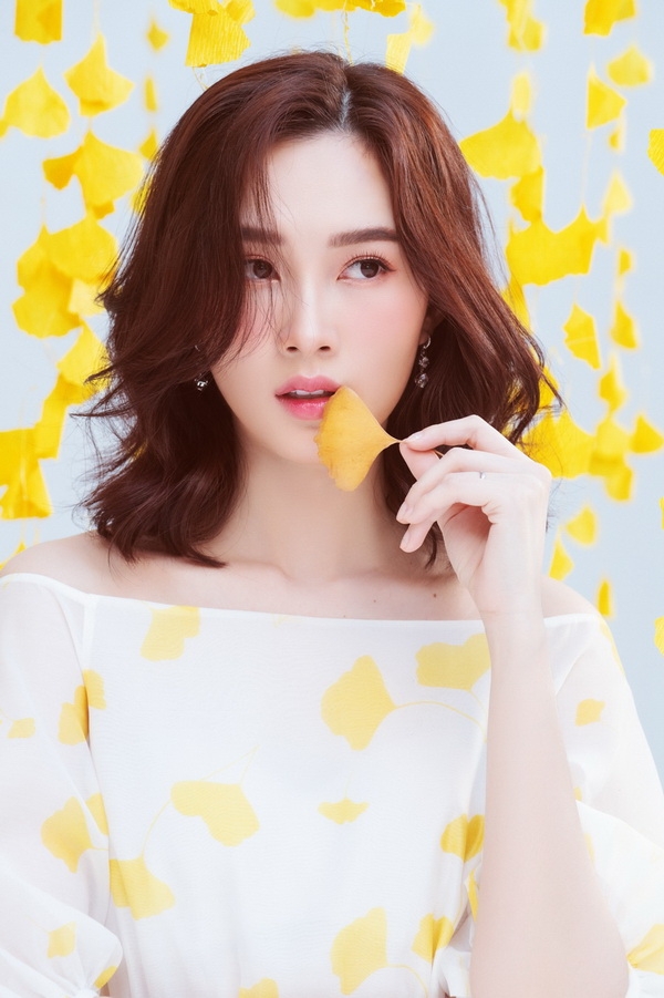 Hoa hậu Đặng Thu Thảo khoe vẻ ngọt ngào, cuốn hút sau sinh con hoa hau dang thu thao khoe ve ngot ngao cuon hut sau sinh con