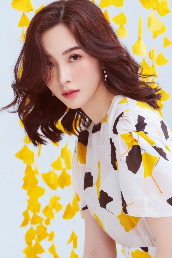 Hoa hậu Đặng Thu Thảo khoe vẻ ngọt ngào, cuốn hút sau sinh con hoa hau dang thu thao khoe ve ngot ngao cuon hut sau sinh con