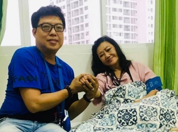 nsnd kim cuong nhap vien cap cuu vi nhoi mau co tim