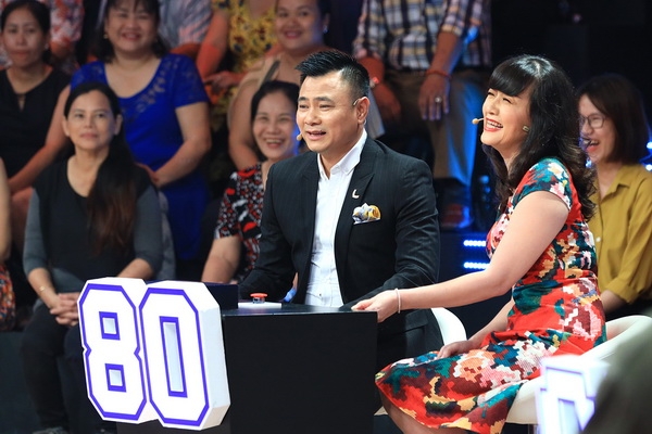 Vân Dung "sợ hãi" khi lần đầu tham gia gameshow van dung muon ngat tho khi lan dau tham gia game show